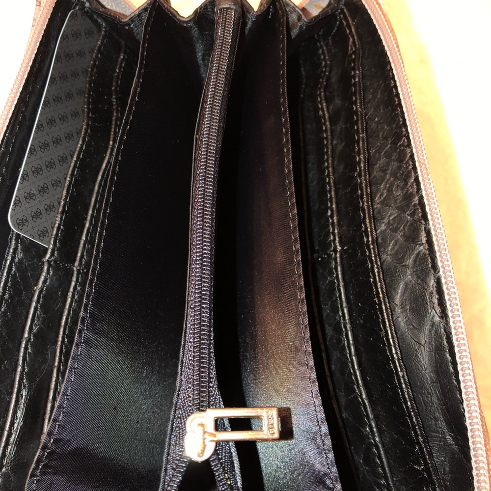 💗 Guess Wallet Otilia SLG💗 - Picture 4 of 5